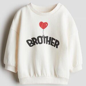 3/20$ H&M Brother Sweatshirt | Heart Balloon | 4T / 3-4Y | White Crewneck